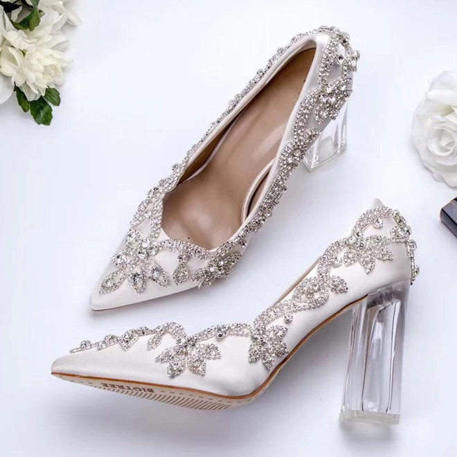 tarihi mekan düğünü ayakkabıları
