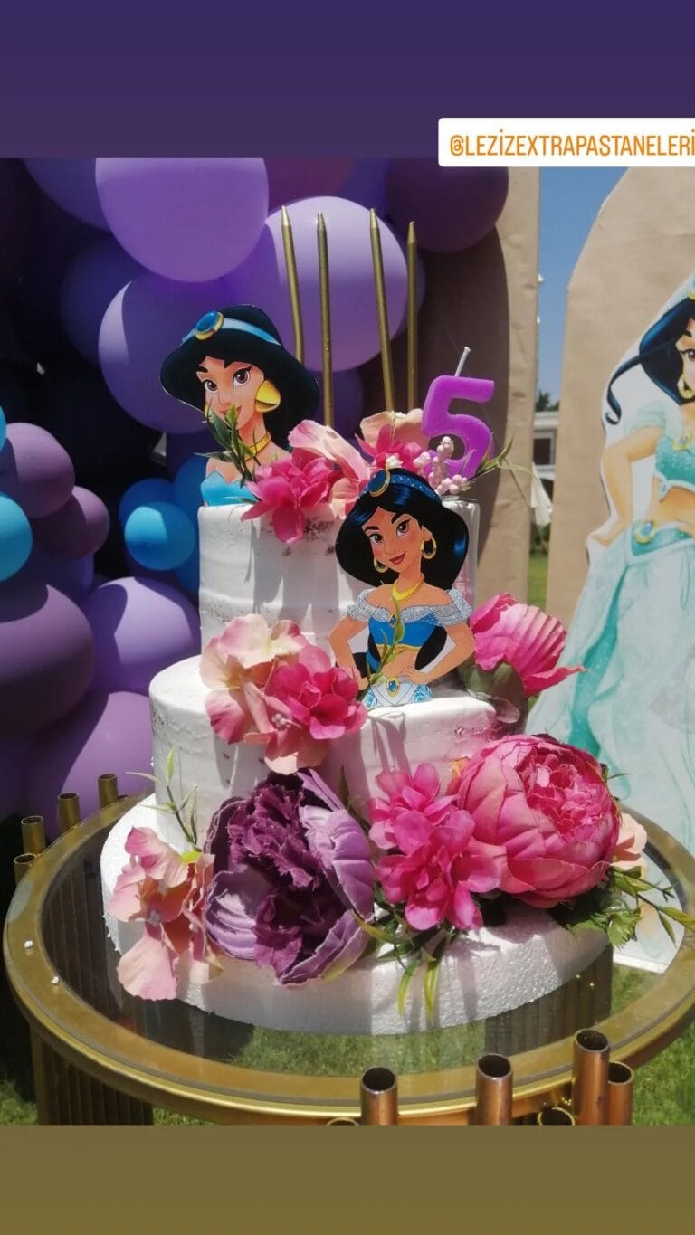 Prenses Yasemin figürlü doğum günü pastası